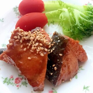 鮭のごま黒酢焼き